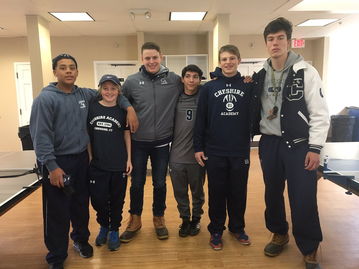 ichanrose's tweet photo. Student center is full of #CApride #CAspiritweek @CAFightingCats @CheshireAcademy https://t.co/VOB7VuUkhA