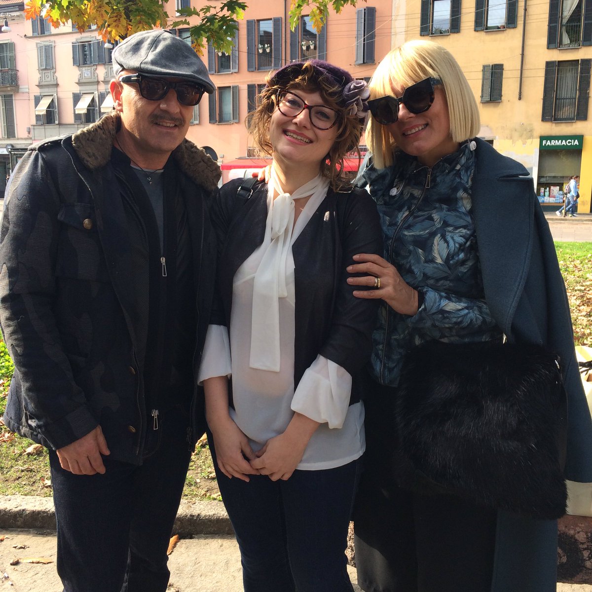 IlaMenca's tweet image. Pranzetto al sacco e foto ricordo con @imurrofficial! @urban_finder #UrbanFinder #uflovers