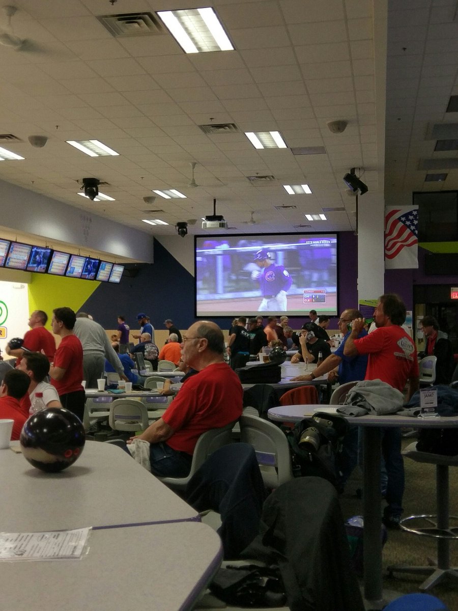 Watch the #Cubs game <a href="/funwayfun/">Funway</a> this weekend on our 2 NEW #Giant projectors! Open bowling is from 9a-12a! #WorldSeries #FlyTheW