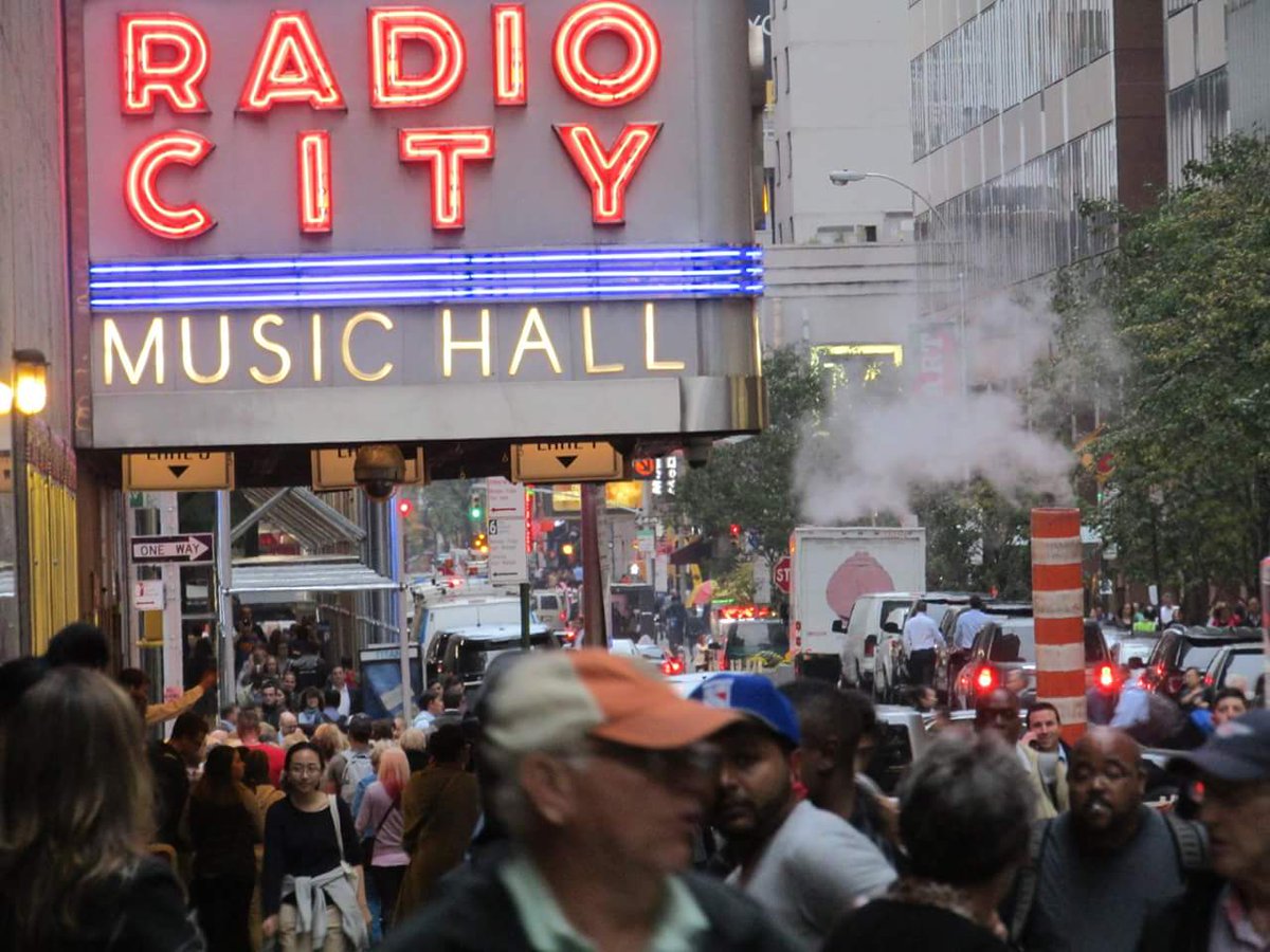 amiExecutiveInt's tweet image. Blair has been out and about taking some photos of the beautiful aspects of New York! #property #realestate