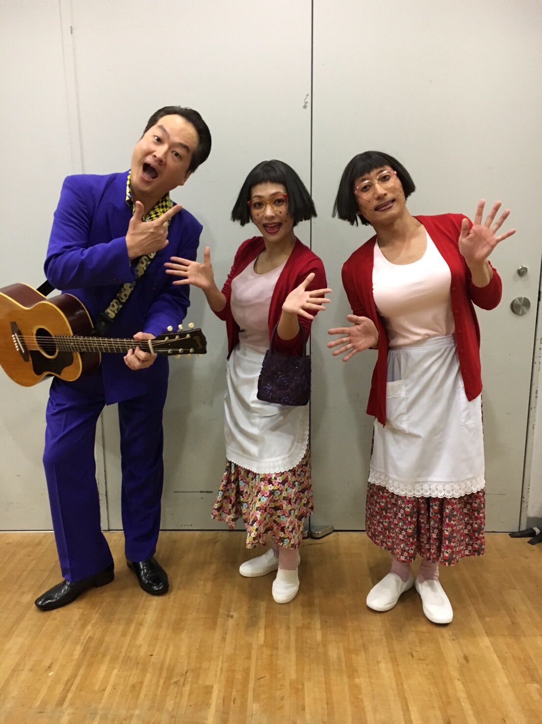O Xrhsths 吉本新喜劇 Sto Twitter すち子 真也 夏子 本日のナニワハロウィンパーティーにてハロウィンということで近藤夏子さんがすち子の仮装をしてくださいました O Xrhsths 吉本新喜劇 Sto Twitter すち子 真也 夏子 本日のナニワハロウィンパーティーにてハロウィンということで近藤夏子さんがすち子の仮装をしてくださいました