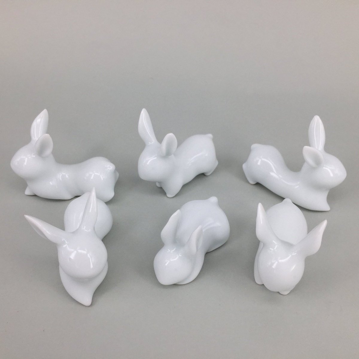 theInkston's tweet photo. Handmade Ceramic Rabbit Pen/ Chopsticks/ Brush Rest. 13 USD. https://t.co/DvfKQyCABV  #BrushRest #ChopsticksRest #PenRest #Rabbit https://t.co/bd8RbLveIC