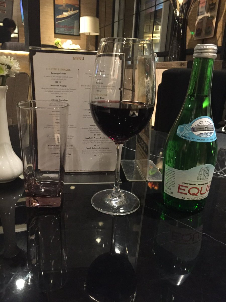 Ternyata saat sendiri tdk mengenakkan dan menunngu adalah pekerjaan membosankan