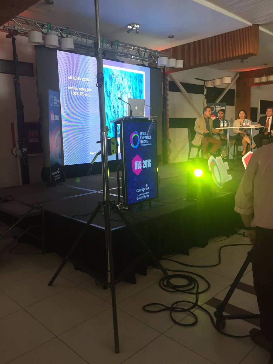 AndreaNuova's tweet photo. Aprendiendo y cambiando visiones en #FiisConce #TransformaBiobio ahora Turismo con Identidad excelente iniciativa @fomentobiobio https://t.co/sVyAO0exJt