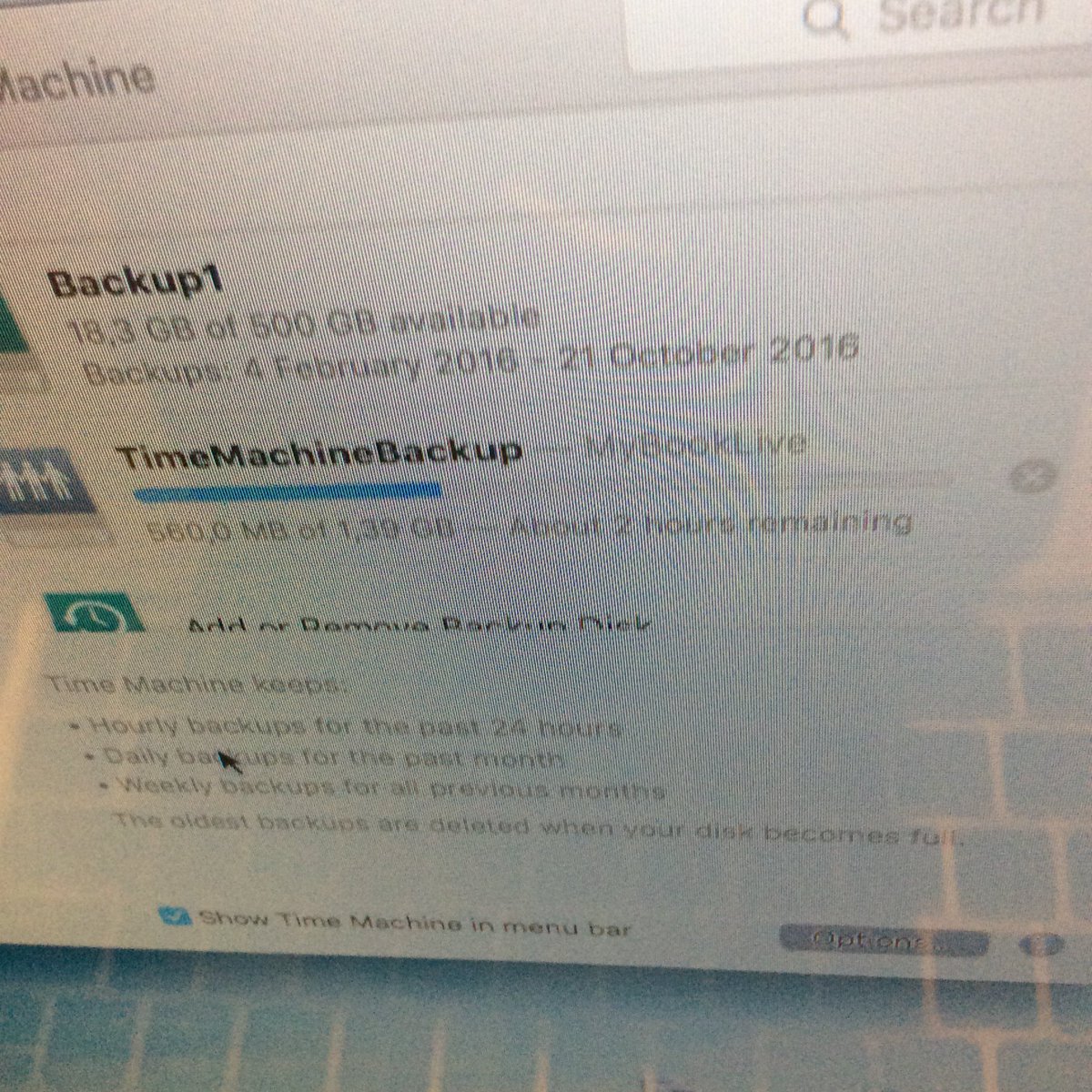 marcinEcXY's tweet photo. Slow... #macosx #mybooklive #mbp https://t.co/esPqWuWzVc