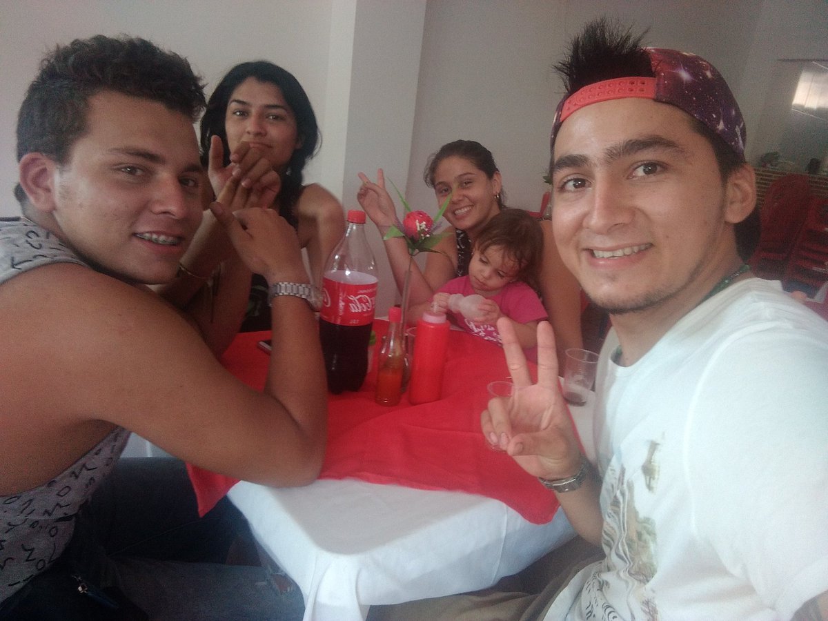 ArengaJesid's tweet photo. #familiQuintero #Ofran https://t.co/6I7WpEf572