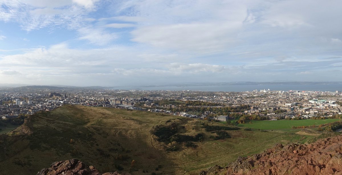rasmus's tweet image. In Edinburgh for #scotphp16
Did a run/hike up to Arthur&apos;s Seat just behind the conference venue
If you are at the conference, do that hike!