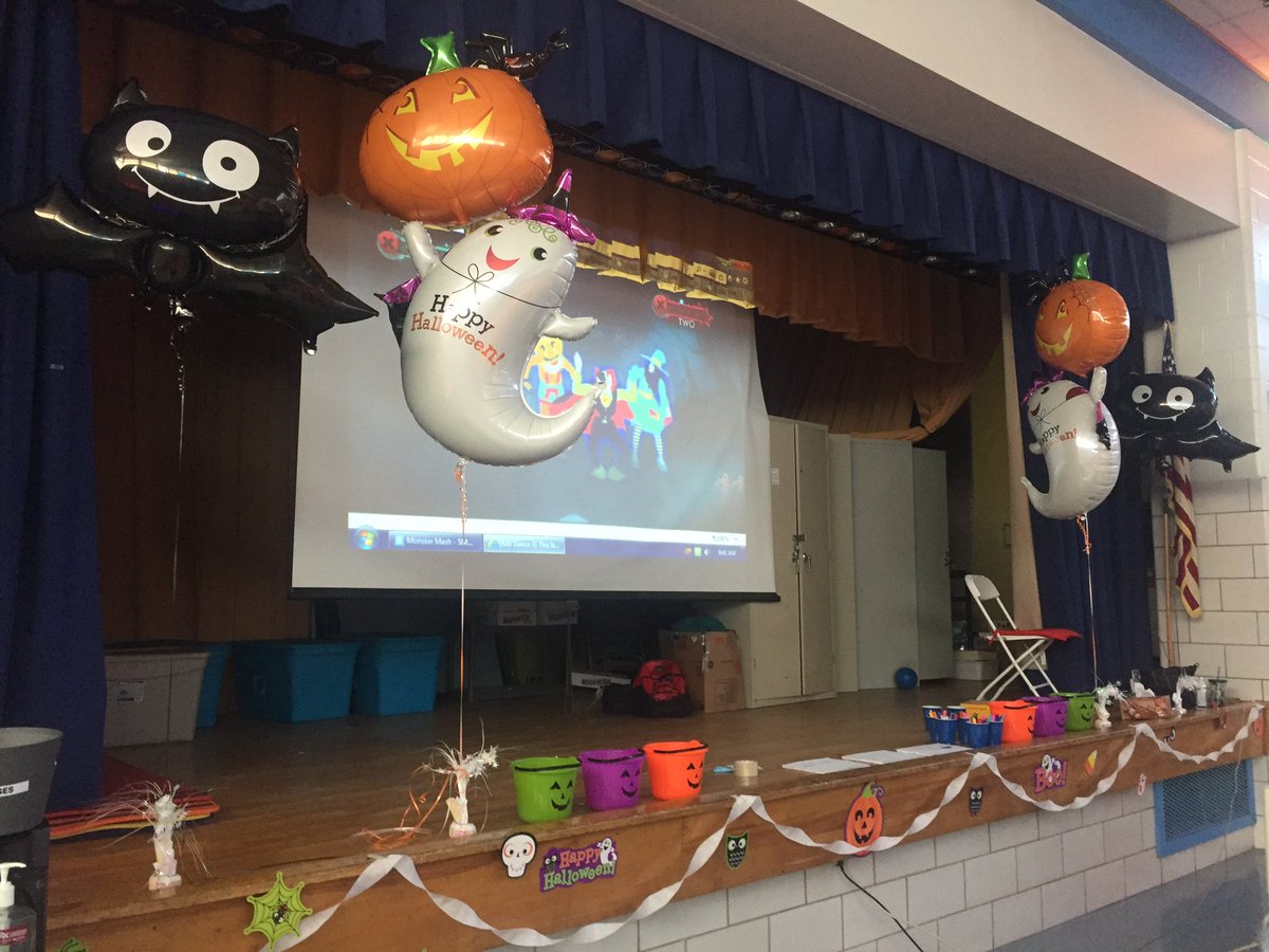 MWitles's tweet image. PBIS incentive for the 1st Quarter - the Monster Mash!!! #PBIS #reachforsuccess #monstermash #AACPSAwesome