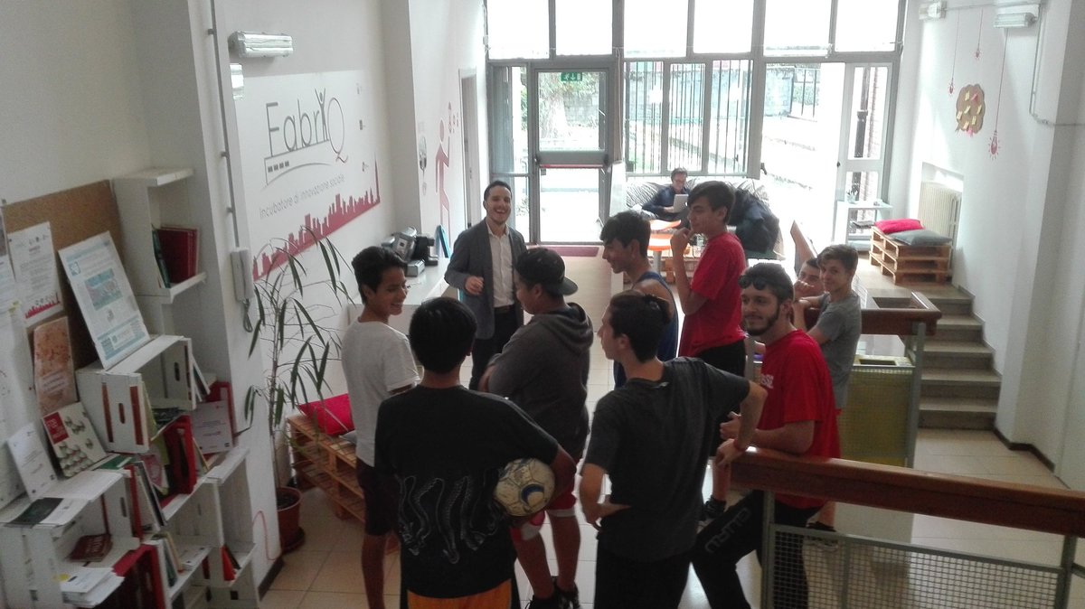 FabriQMi's tweet photo. #sport #musica #idee per #quartoggiaro #castagne #associazioni #innovazionesociale..tutto questo ora al #QuartoLab, unisciti anche tu! https://t.co/4PP1OOMwuh