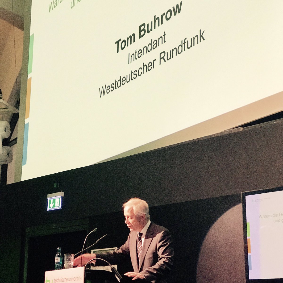 Jochen's tweet photo. "Wir müssen mit Souveränität bekennen, was wir nicht wissen oder noch nicht." Tom Buhrow @TU_Dortmund #ij40 https://t.co/kjYmybwfsS