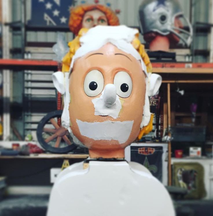 Looks like someone got spooked! Photo: <a href="/ianmathias/">lizbeth barrantes</a> via Instagram #MardiGrasWorld #followyournola