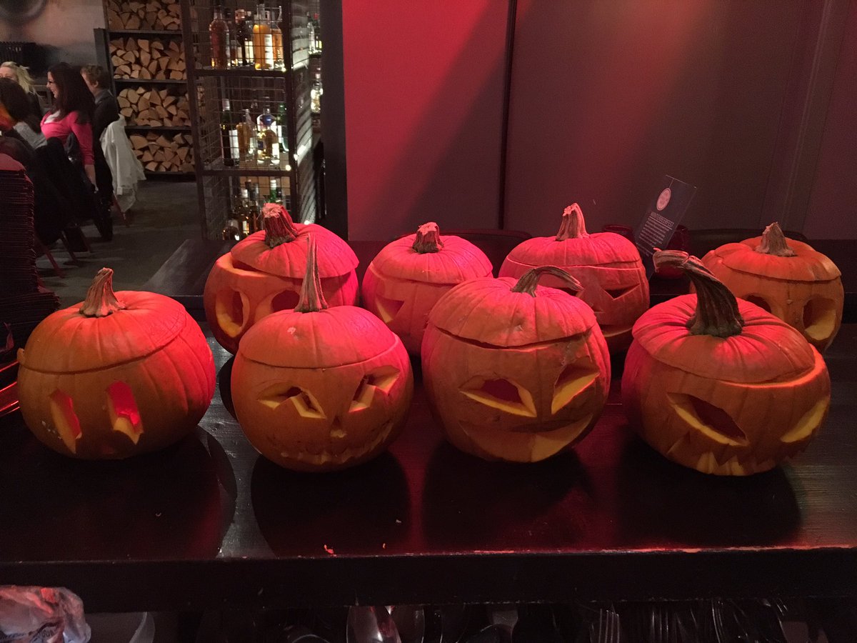 OX184's tweet photo. Pumpkins are here! #halloween https://t.co/DN7xjozIlj