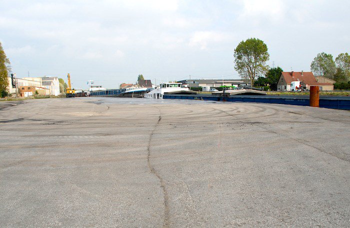 NPI_journal's tweet photo. #VNF cherche un exploitant pour le quai de #Spycker https://t.co/za01rwW3QH @vnf_officiel #NPI @DunkerquePort #Port #fluvial #intermodalité https://t.co/Y6jRjjsddA