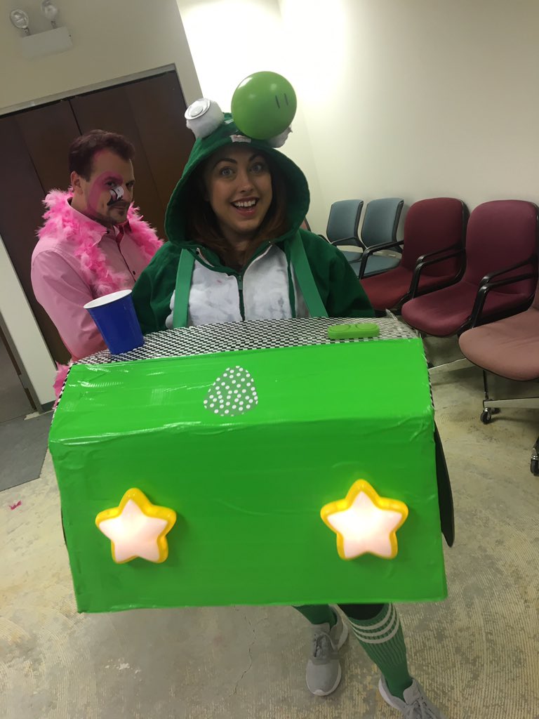lpatel_BG's tweet photo. #boograce2016 #bluegrace #BGchi #BGchicago #halloween #BGculture #cultureBG #halloween2016 #culture #fall #October #fun https://t.co/0CV9oVApP4