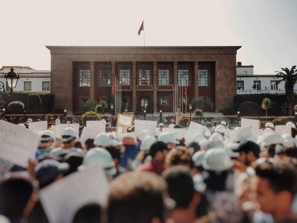 ElOualad's tweet photo. National School of Applied Science students from Morocco are protesting in front of parliament on October 29 in Rabat
#contre_la_fusion https://t.co/uxWb2wMtyf