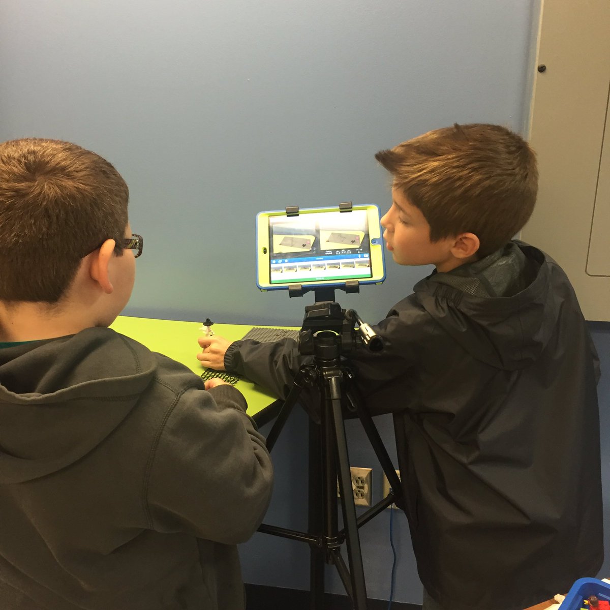 MissSchoffel's tweet photo. We experimented with My Create in the #rssthinktank today! #room204 https://t.co/0EV6boeeHc