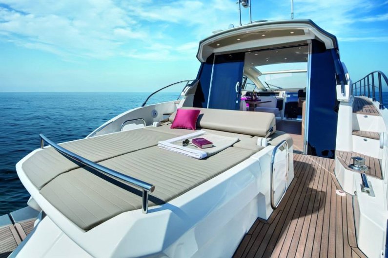 AzimutYachtsHK's tweet photo. I made up my mind. Let's experience the sea in a #truly #unique way with the #Atlantis50 - #Coupe now. #AzimutAltantis #cruising #ultimate https://t.co/Xt3wmT7n04