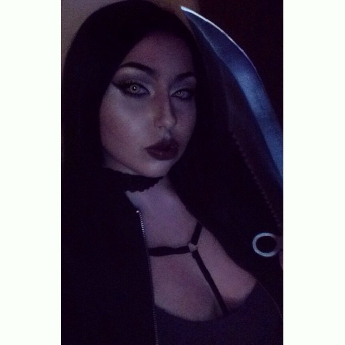 Watch MADDISON BLACK's leaked NSFW photo on TwXstars