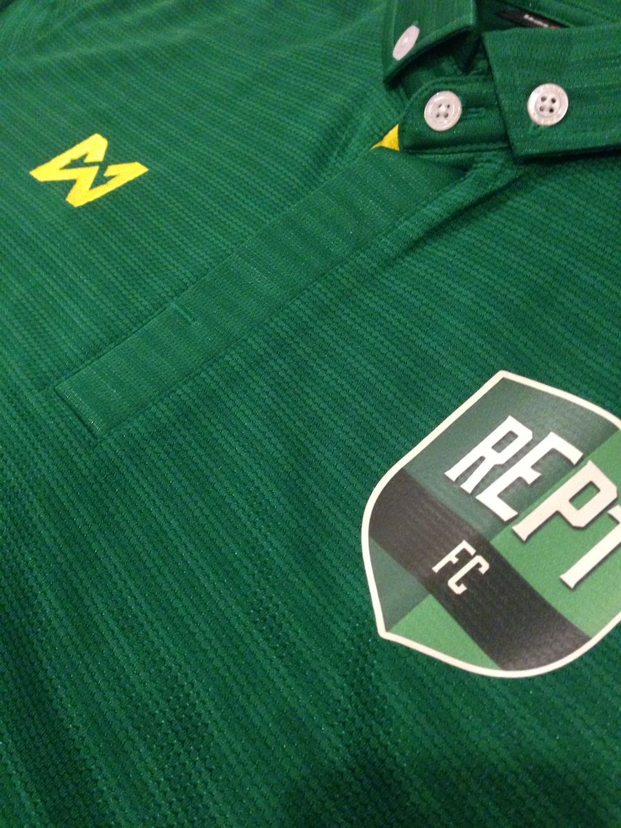 reptfootball's tweet photo. Taken delivery of the Rept FC coaching gear just in time for Adrianos training sessions in Adelaide! #ALeague #NPL #soccer #football #Reptfc https://t.co/Kq2pIAU5AK