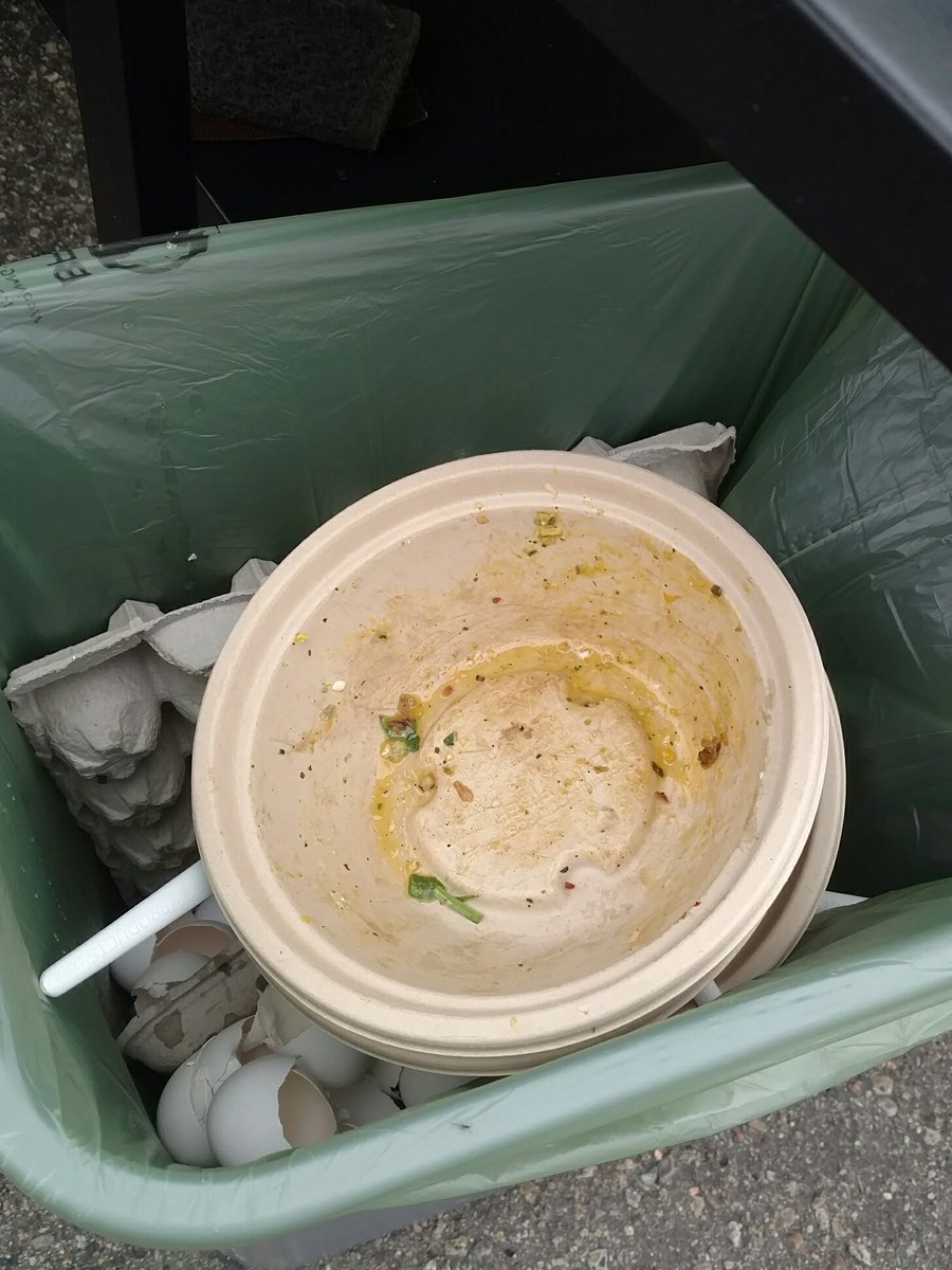 GreeningTheMLB's tweet photo. The @bootlegegg #foodcart has got the compost goin' on!! #mycompost #boulderbreakfast https://t.co/v9o9lcQ67f