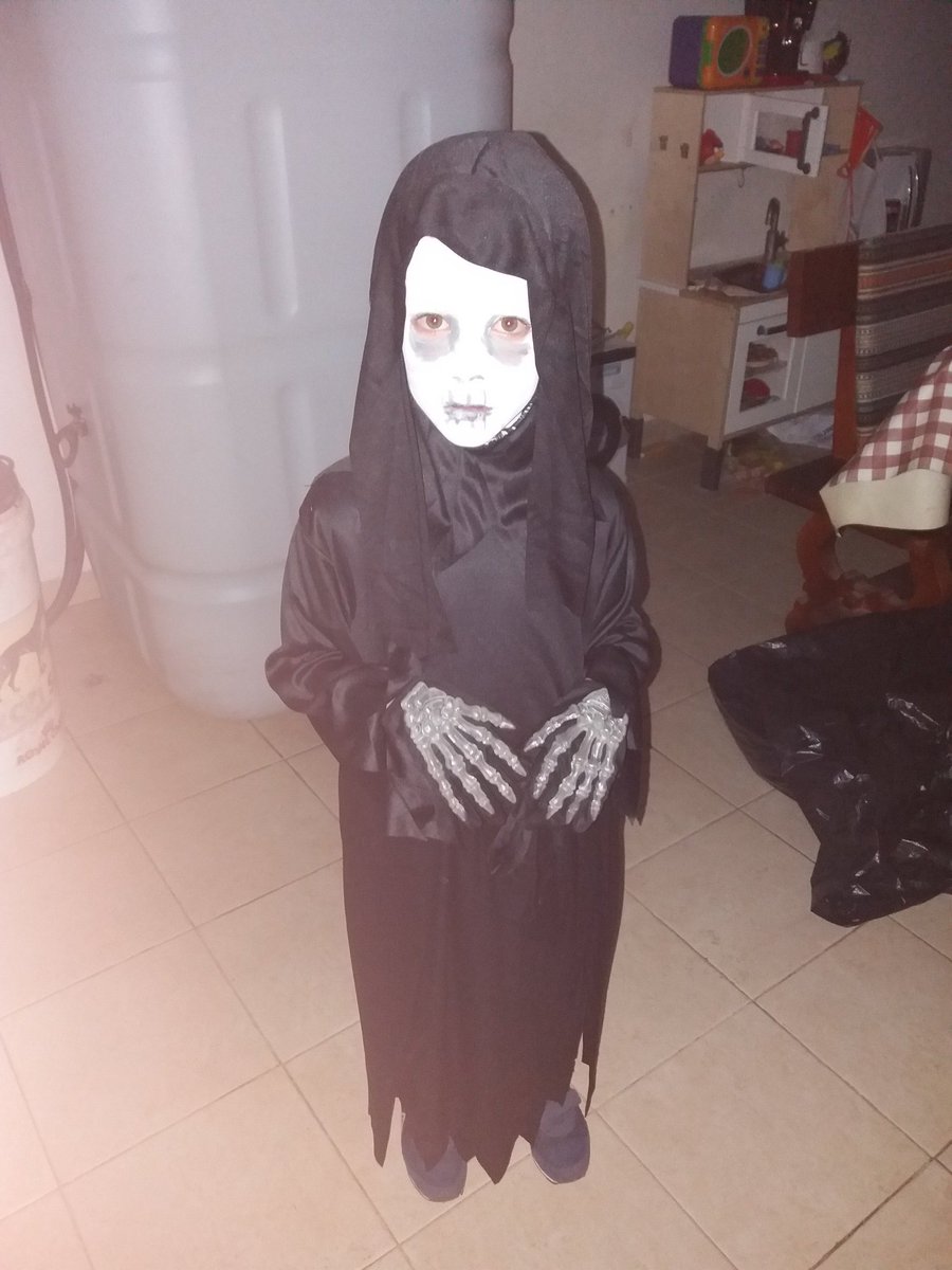 josematardajos's tweet photo. De Halloween a @playingtime_ https://t.co/aXYL0uN7fi