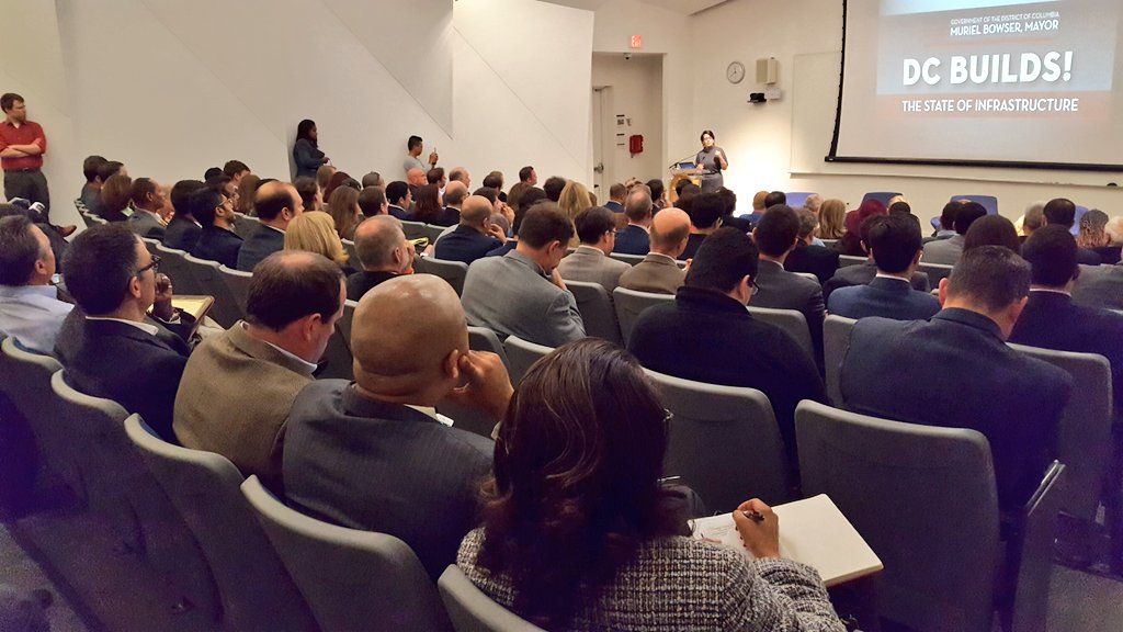 SmallBizDC's tweet photo. Immense opportunities for #SmallBizDC in #P3s - longterm contracts -> stable revenue stream -> expansion &amp; growth #DCBuilds @TheDCOP3 https://t.co/zjmz7ZugB9