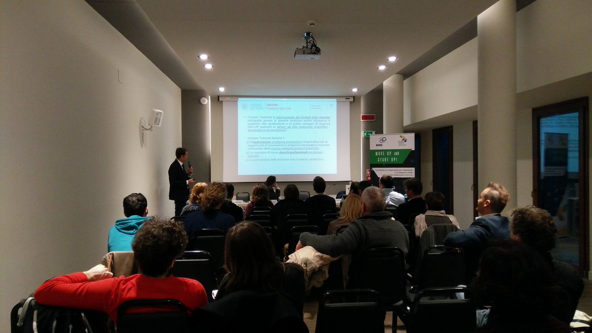 HivesProject's tweet photo. #MoveUpStartUp: "@UnivPoliMarche sostiene la valorizzazione dei risultati di ricerche sviluppate presso le proprie strutture" Dott. GM Revel https://t.co/zpkya7KFsN