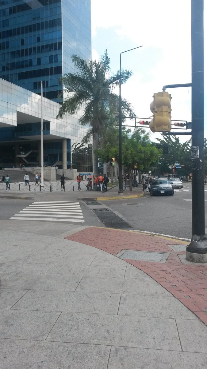 jessivallenilla tweet picture