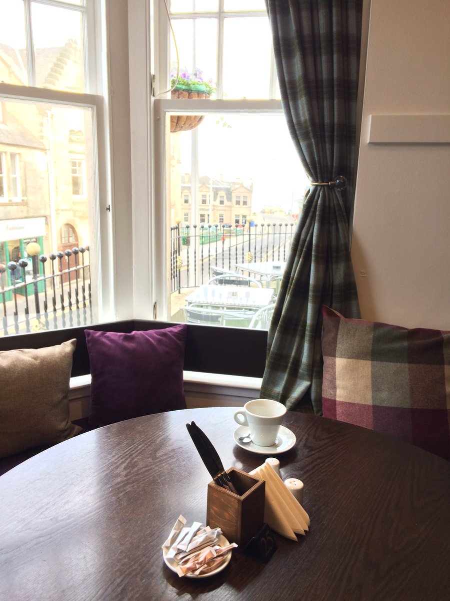 StAndCoffeeNet's tweet photo. Thanks to @GolfInnStAndrew for hosting this morning. Lots of happy networkers. #coffeenet https://t.co/fYc1dwvGVN