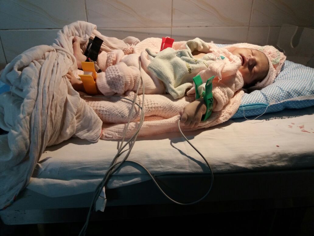 Shahidmasooddr's tweet photo. This 4 days old kid passed away today due to gas shelling in Rawalpindi.Go to heaven angel,this world is difficult to live! https://t.co/J1iWfX9Zjf
