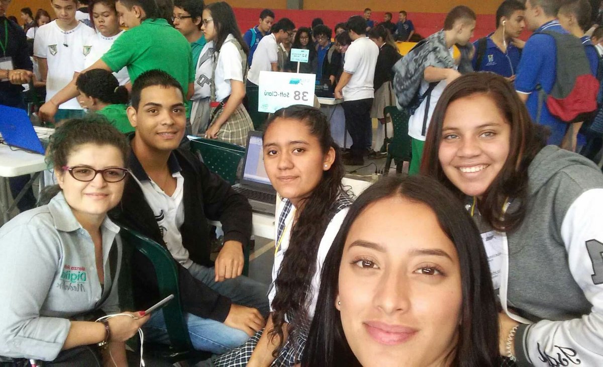 clisi17's tweet photo. @futurodigitalm #Gigacampus2016  IE. San Antonio de Prado. Soft-Claru https://t.co/4j0LXnilui