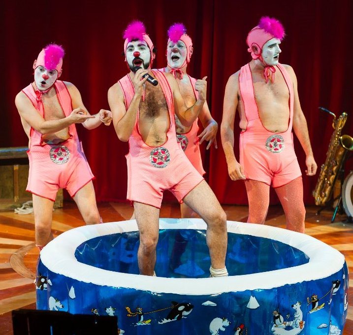 #RHUM al Gran Teatre de la Passió de #Cervera. 
Diumenge 6 de novembre a les 7 de la tarda.  
Entra a:  granteatrecervera.cat/wp/rhum/
