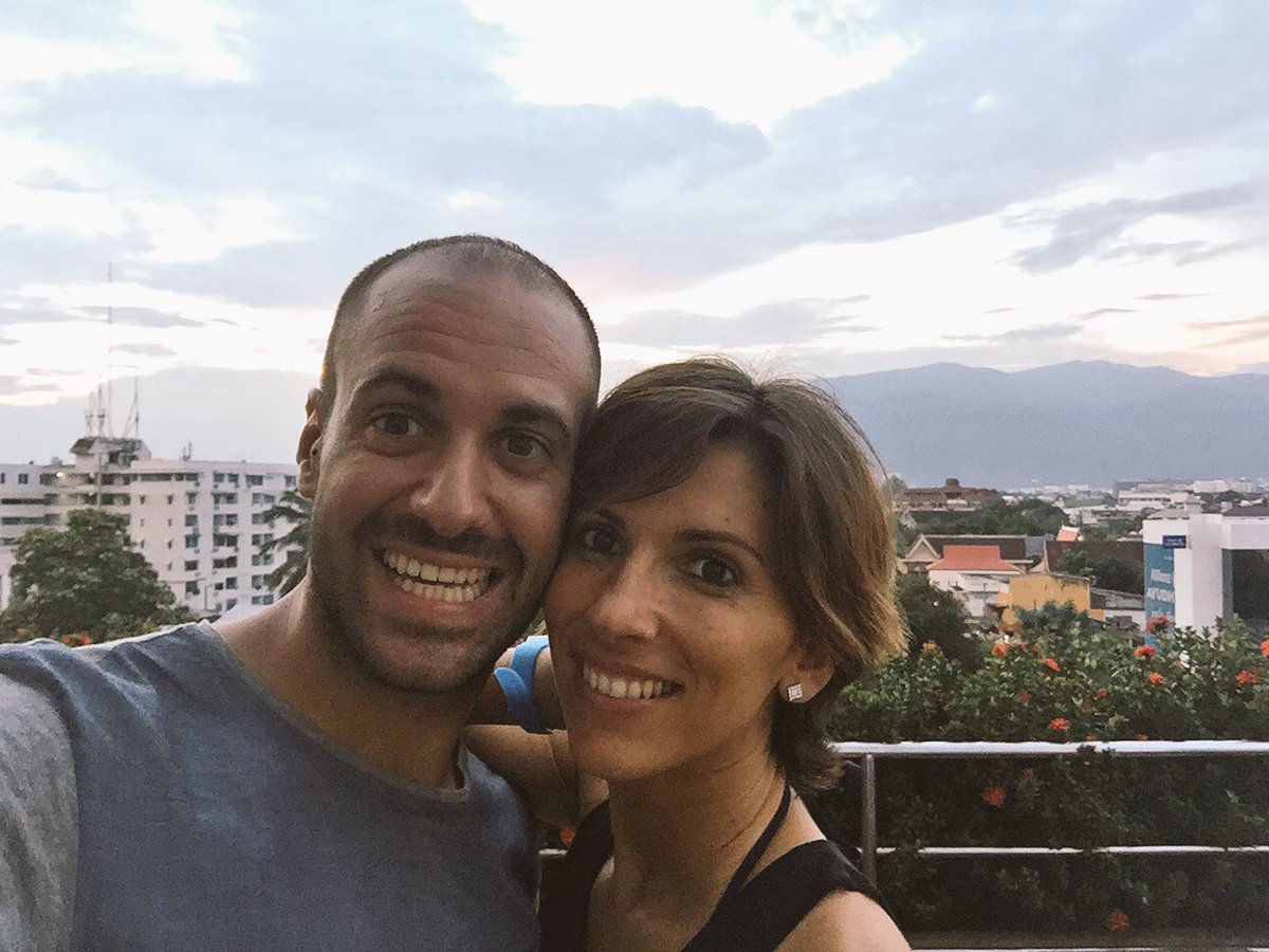 VictorGadea_com's tweet photo. Ahora sí que si ! Corte de pelo Budista y a la selva 🐘 https://t.co/tpnQXFoe7r