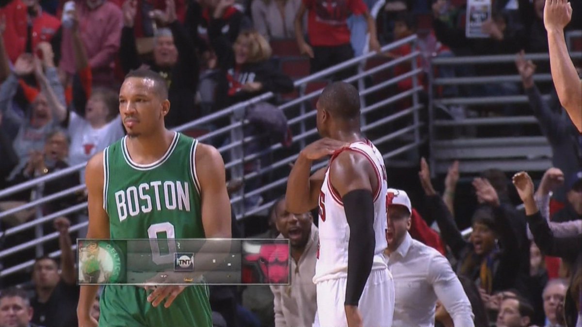 Wade apologizes for gesture he made during Bulls debut... bit.ly/2feJFbs?utm_me… https://t.co/vVscJAX3Xe