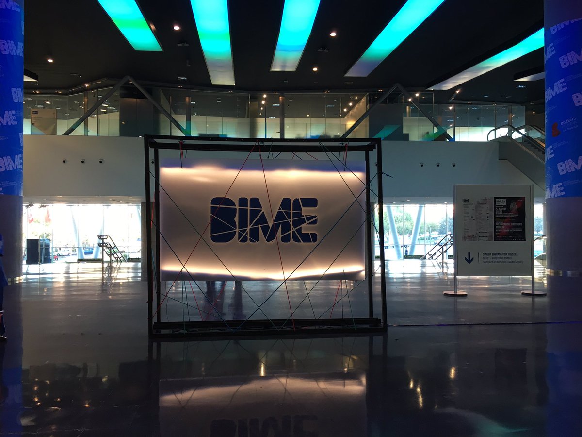 pamplonetario's tweet image. ¡Bye @bimehackday! Buen ambiente y aprendizaje con otros compis de #BIMExpo2016. ¡Os esperamos en #Pamplona!