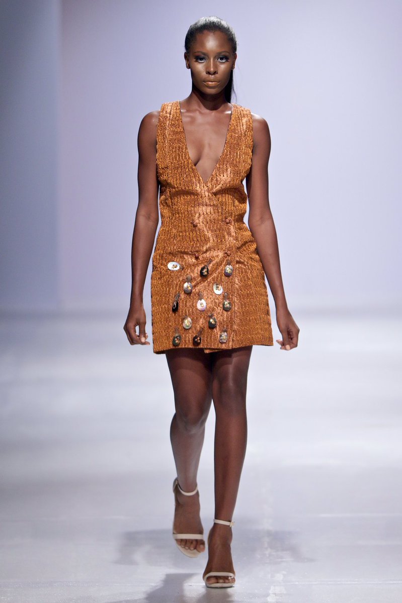 Adukebey__'s tweet photo. ONALAJA #HEINEKENLFDW2016 #HKLFDW16 #LFDW2016 #model #FashionWeek #style https://t.co/Nckm5sTOy5