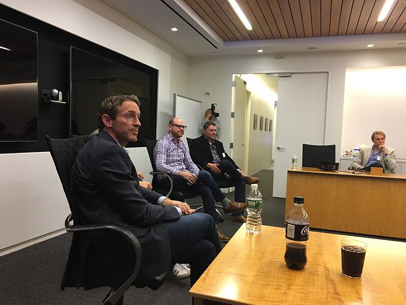 AppsFlyer's tweet photo. “Average retail app users churn after 10 opens – you get 10 tries max to get users hooked.” @AdobeMktgCloud's @mjasay at #MobilePlayground https://t.co/GjE7XdlKIT