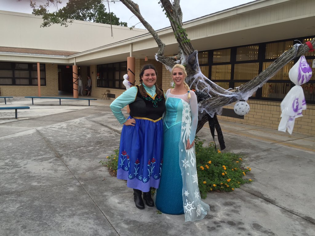 RiemerBarbara's tweet photo. Read &amp; Treat at WPES! https://t.co/nBFWdYB6x7