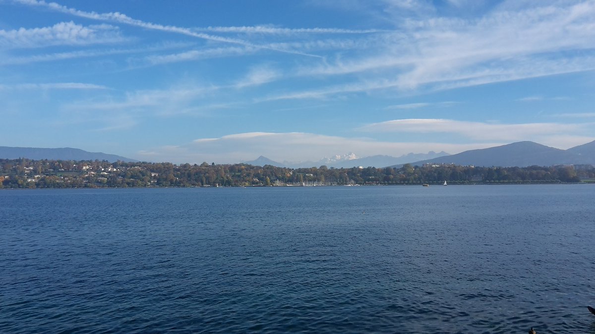 TheBarclaySch's tweet photo. Breath taking views across lake Geneva today. Students are being as wonderful as the view. #beingbarclay #cern2016 https://t.co/R9E34TKeRP