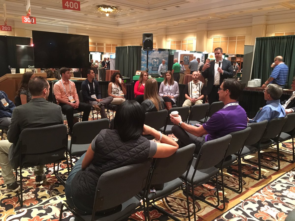 NAWLA1893's tweet photo. Happening Now: Student panel discussion in the Learning Lounge at #Traders16 https://t.co/5AYfAq1b54