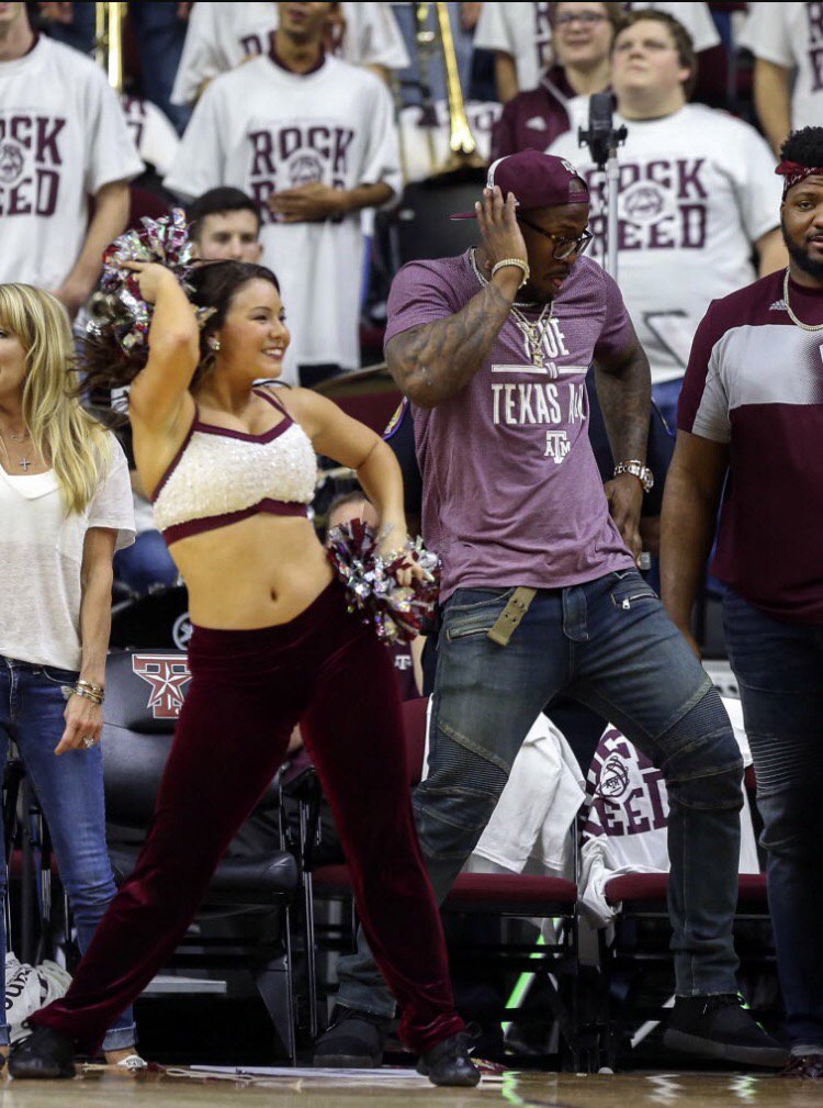 TAMU140for17's tweet photo. Memory no. 125 when Von Miller showed us his dance in the Aggie basketball game @tamu #140for17 #aggie140 @vonmiller https://t.co/WB3ZR22HKP