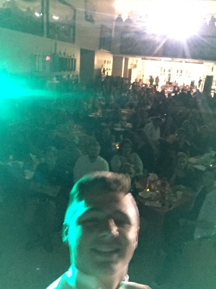 HHSSelectChorus's tweet photo. Thank you to everyone who came to see our shows! We hope you all had as much fun as we did 😊Pic taken live from 8:30 show https://t.co/d4Lt2TS6rU