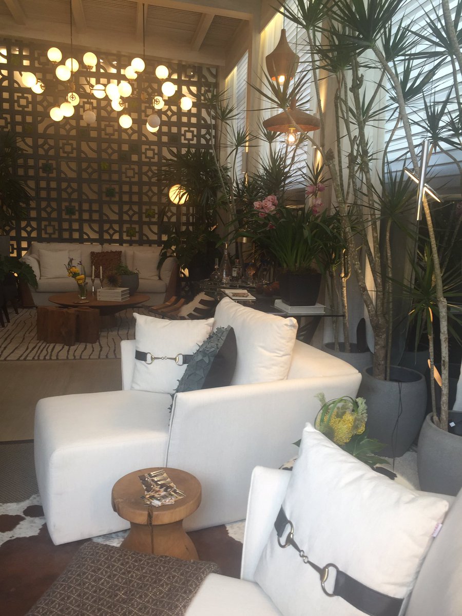 elcarteldesign's tweet photo. @CASACORPERU en el Centro de LIMA #deco #interiorismo #arquitectura hasta el martes 1 nov. https://t.co/Cn3nmWZYgr
