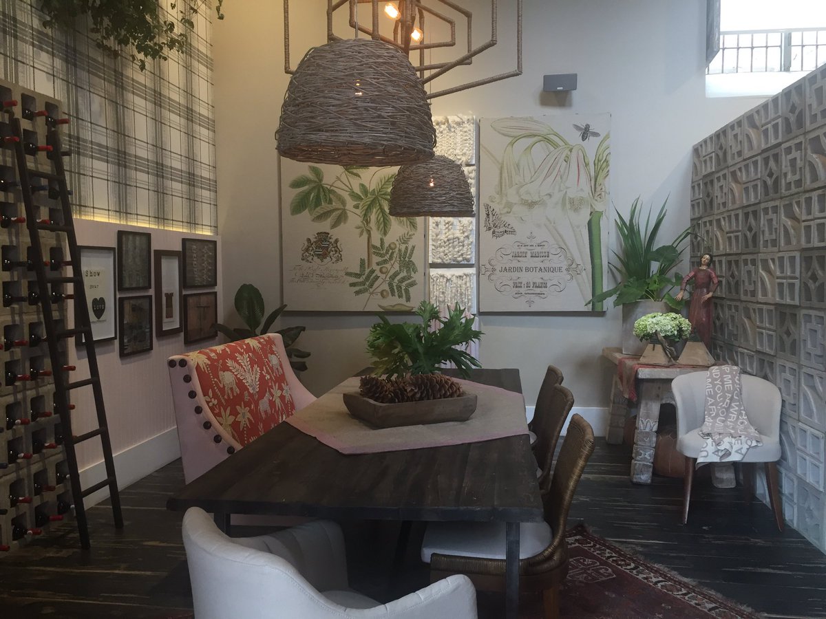 elcarteldesign's tweet photo. @CASACORPERU en el Centro de LIMA #deco #interiorismo #arquitectura hasta el martes 1 nov. https://t.co/Cn3nmWZYgr