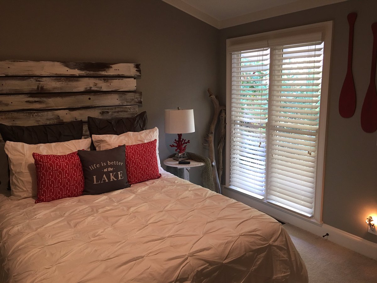 The Blind Guide tweet media