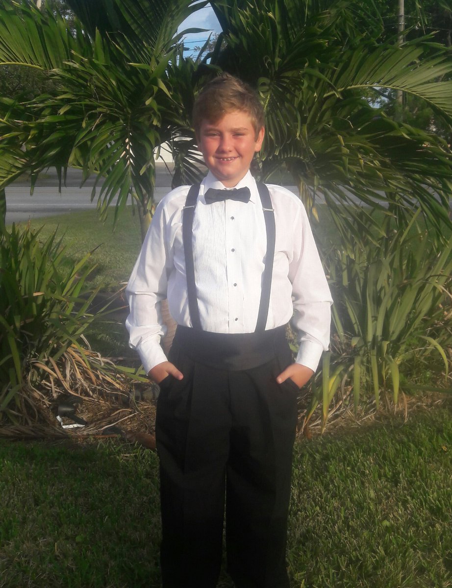 trureign1's tweet photo. Introducing The #FreshmanHomecomingPrince #NortheastHighSchoolStPetersburg
#HOMECOMINGCOURT #2020GraduatingClass EC3👏👏👏👏👏 https://t.co/aWDYPjebvq