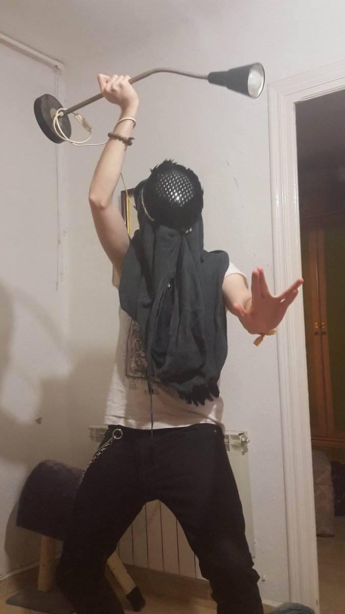 Frambuesa_gorda's tweet photo. Cosplay jax! @Helancene https://t.co/AkEZjAaS6f