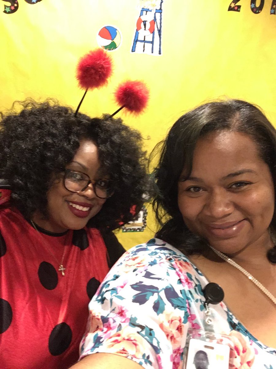 kaseylee1227's tweet photo. I ran into this cute little ladybug today @Memphis_CC @attgoddess28  #LifeatAtt #AwesomeATSD https://t.co/CxrsPcyrVM