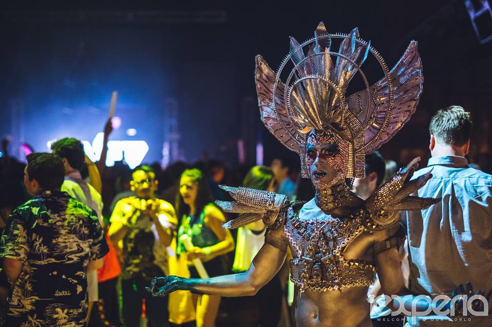 iExperia tweet media