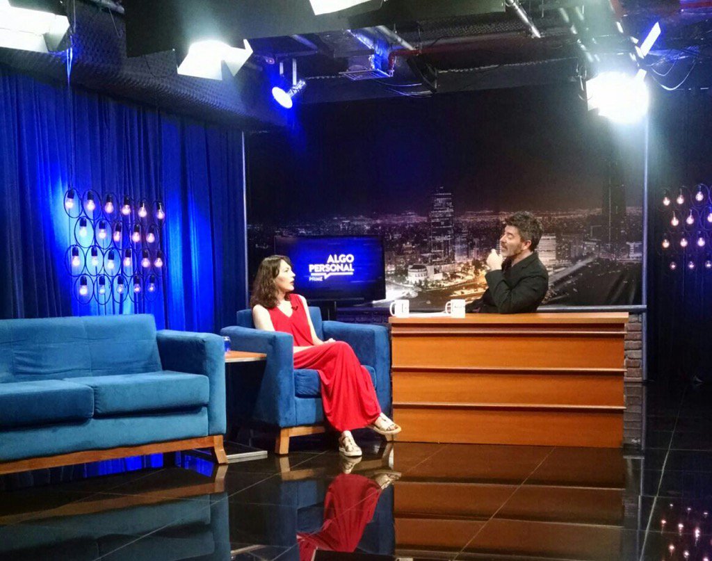 Pronto una entretenida entrevista a <a href="/iisensee/">Ingrid Isensee🐈‍⬛</a> en el entretenido programa <a href="/AlgoPersonalUCV/">Algo Personal</a> 👏👏